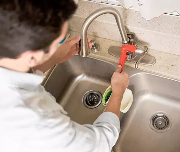 Professional Sink Repair Specialist in Fort Wayne, IN: Schedule Reliable Sink Fixing Services with Us